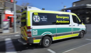 AUS-ambulance