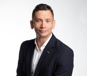 Jonathan-Lee-headshot@200x177