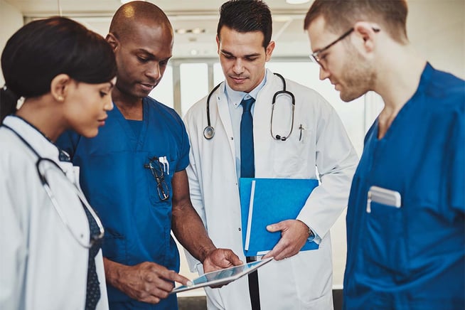 staff-hospital-team@1200x800