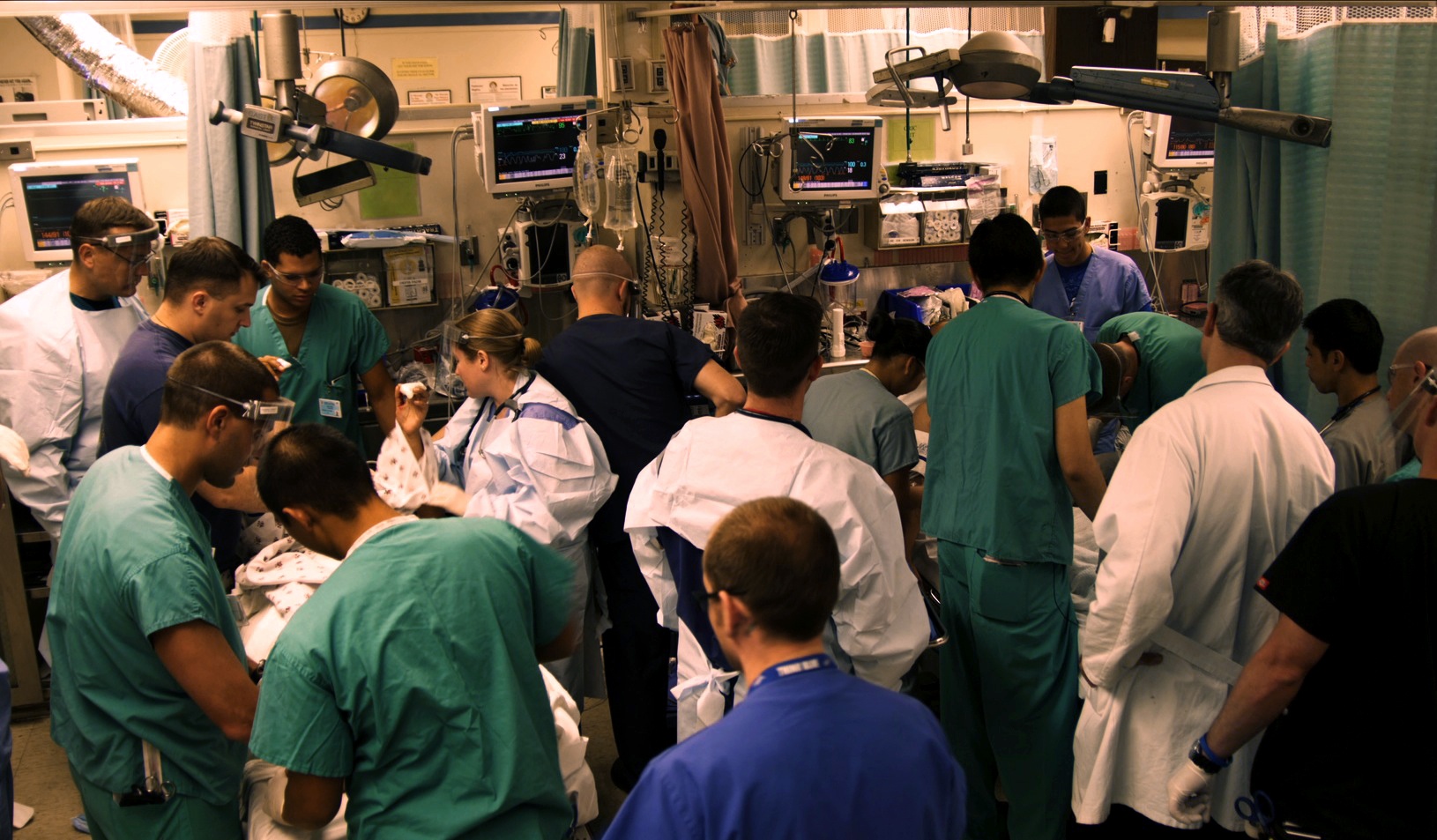 2-C-Booth-at-LA-County-Hospital-from-CODE-BLACK-a-Long-Shot-Factory-release-2014.jpg